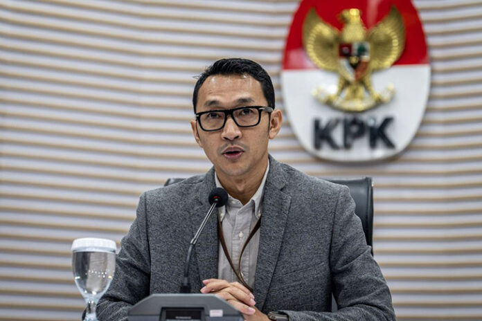 Komisi Pemberantasan Korupsi (KPK) menggelar operasi tangkap tangan (OTT) di Kabupaten Hulu Sungai Utara (HSU), Kalimantan Selatan (Kalsel), pada Jumat (19/12/2025).