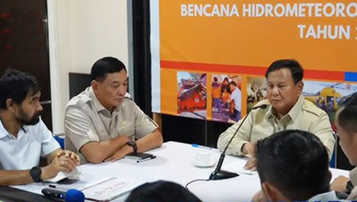 Turun Tangan Langsung, Prabowo Bermalam di Aceh, Pimpin Rapat Darurat hingga Larut Malam