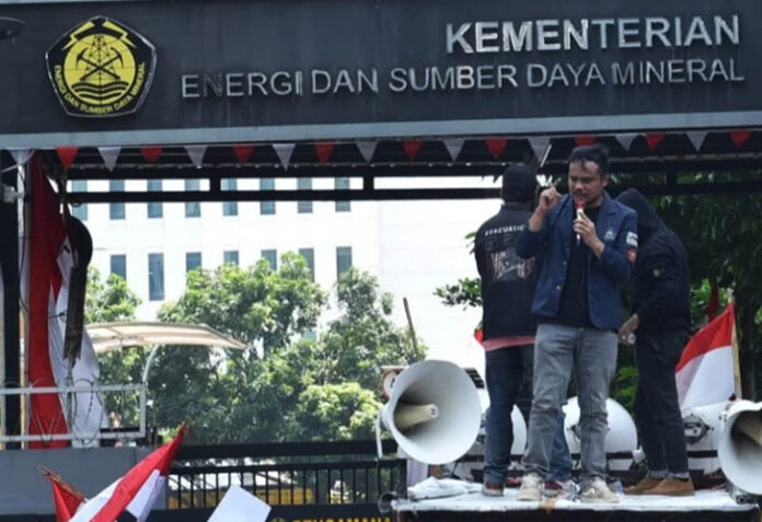 Kementerian ESDM Didemo, Basmalaku Protes Pengerukan Mineral yang Tak Angkat Ekonomi Rakyat Konawe Utara