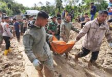 Bencana Mematikan di Aceh-Sumut-Sumbar: 810 Korban Jiwa, 3,2 Juta Warga Terdampak Badan Nasional Penanggulangan Bencana (BNPB) melaporkan jumlah korban meninggal dunia akibat banjir dan tanah longsor yang melanda Aceh, Sumatra Utara, dan Sumatra Barat terus meningkat.