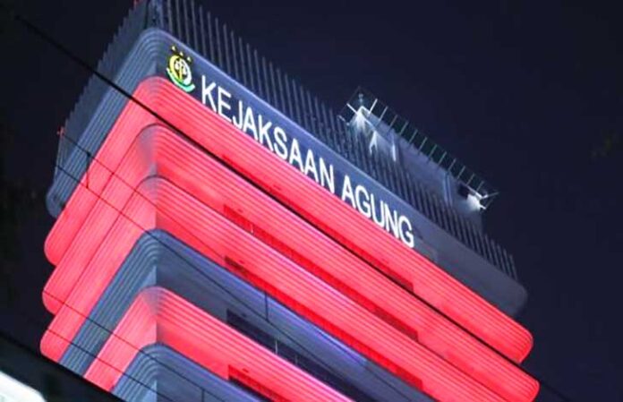 Kejaksaan Agung (Kejagung) memeriksa Direktur Jenderal Perbendaharaan Kementerian Keuangan RI, Astera Primanto Bhakti, terkait penyidikan kasus dugaan korupsi pajak pada periode 2016-2020.