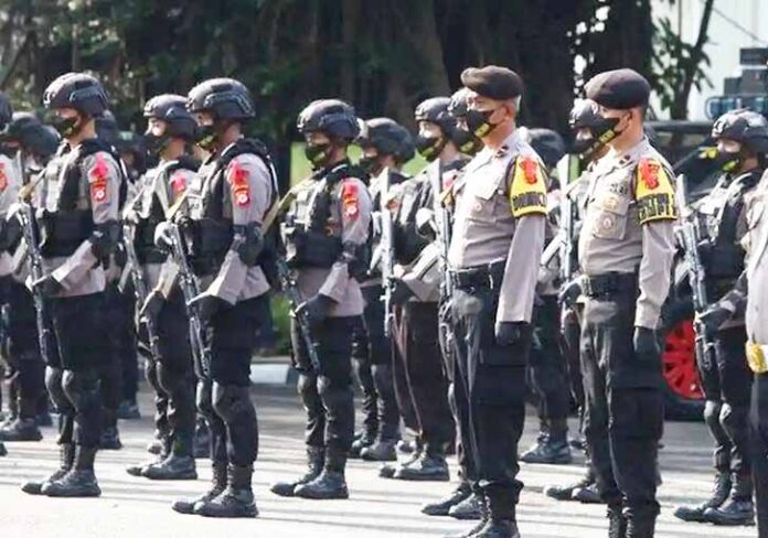 Polisi Aktif Masuk 17 Lembaga Negara, Yusril: Reformasi Polri Terancam?