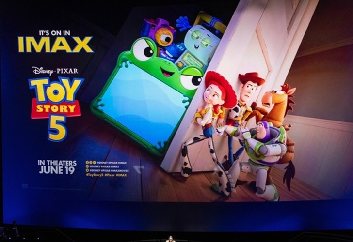 TOY STORY 5 