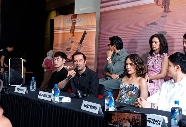 Sleeping with the Enemy Siap Guncang WeTv! Cinta Laura Jadi Perempuan Pendendam, Hitmaker Studios Sebut Series Terbesar dan Termahal 1 Sleeping with the Enemy