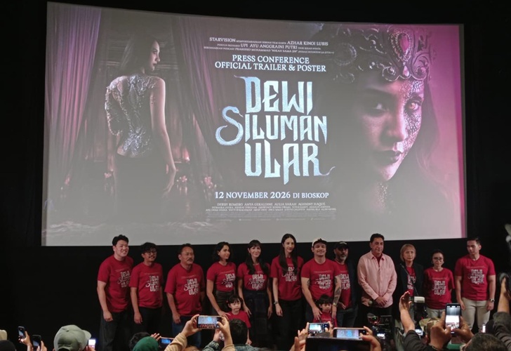 Dewi Siluman Ular 